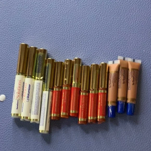 Lip volumizer bronze brush and liners! - Picture 1 of 4